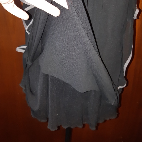 Ravel Black Gray Trim Blouse Size Medium - Picture 3 of 8